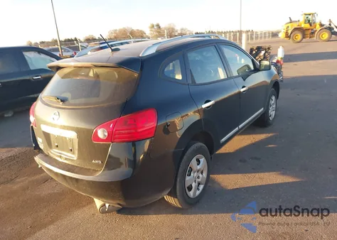 2015 Nissan Rogue Select S z USA, uszkodzony, nr VIN JN8AS5MVXFW757676
